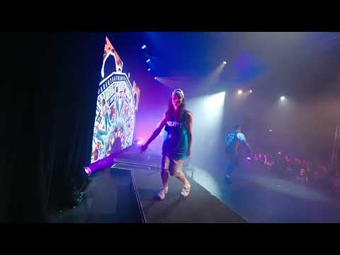 Hey DJ - A Hip Hop Party Jam